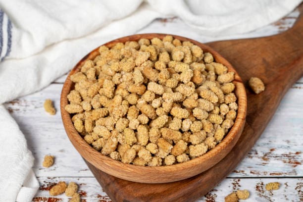 قیمت خرید توت سفید خشک درجه یک عمده به صرفه و ارزان